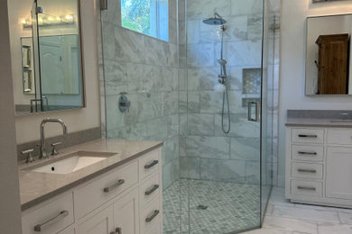 Example of a trendy bathroom design in Tampa