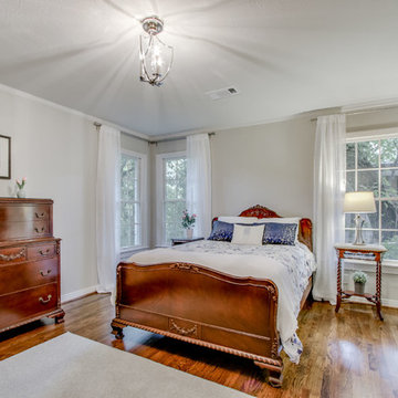 Transitional Historic Rennovation