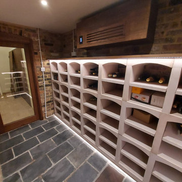 Vinicase Stone Wine Room