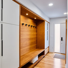 Mudroom/Entry Golden Oak