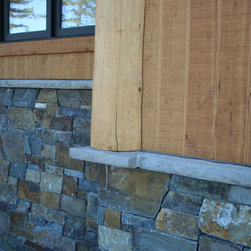 Chief Cliff Ledge Stone - Siding And Stone Veneer