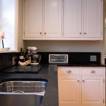 Modern Old-World Kitchen