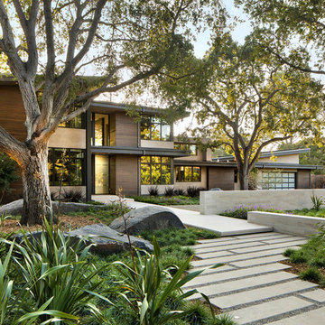 Magnififcint Home for Magnificent setting
