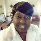 Carol Robinson's photo