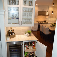 Kitchen bar