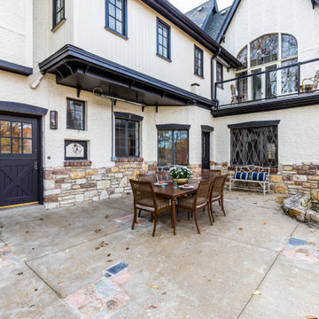 Tamara's Tudor Tutorial: Backyard Patio