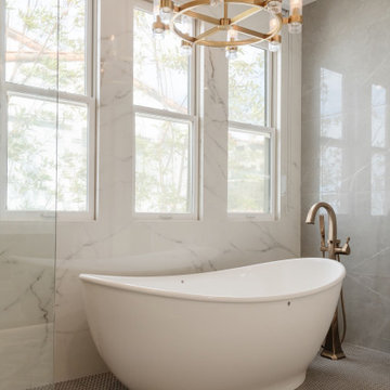 Vista Tramonto Master & Guest Baths