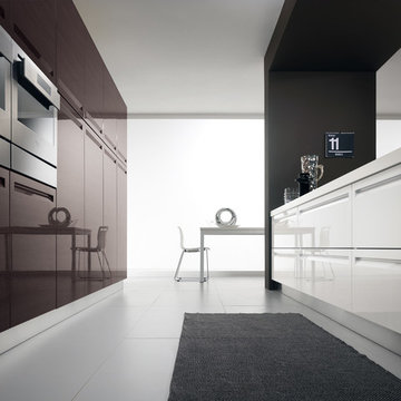 Modern Kitchen by Spar, Italy
