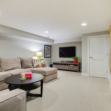 Deephaven Cottage