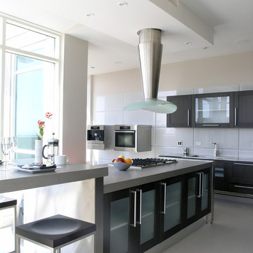 Contemporary Kitchen