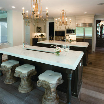 Traditional/Transitional Kitchen in Maple, Melted Brie and Vintage Truffl