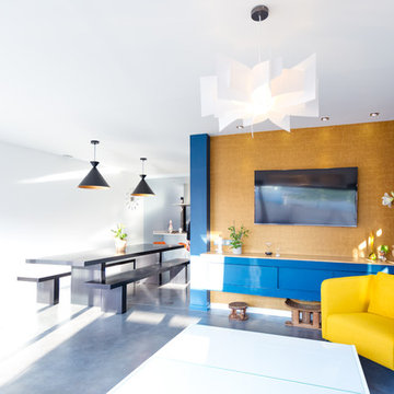 Maison R.