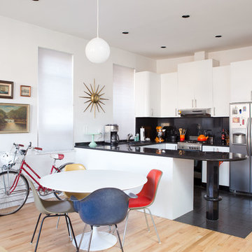 Mod New York Apartment