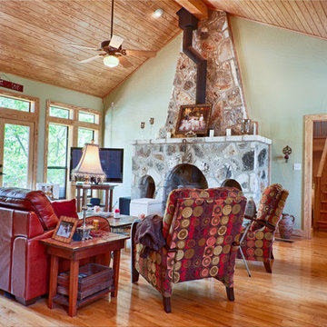 Wimberley Home on the Blanco- 1 Acres