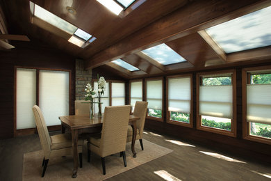 Dining room - contemporary dining room idea in Toronto