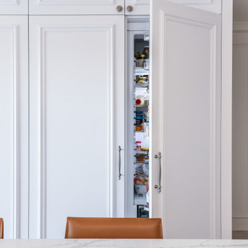 Integrated Fridge with Shaker Cabinets