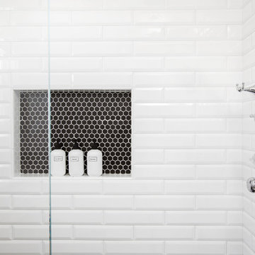 Carlsbad Black & White Bath