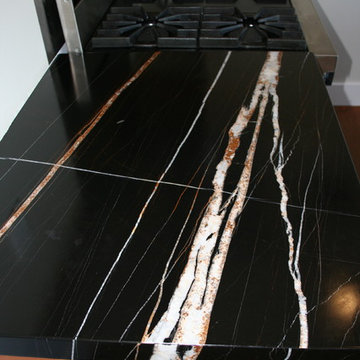 Sahara Noir Kitchen