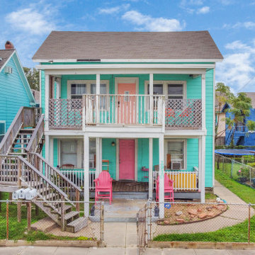HOUSE FRONT