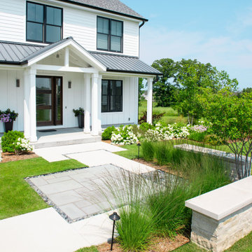 Modern Farmhouse Courtyard - Mequon, WI