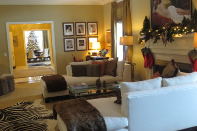 Transitional living room photo in New York