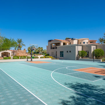 Full Length Outdoor Basketball Court