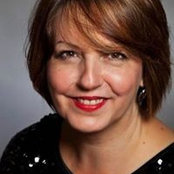 Paula Dennis's photo