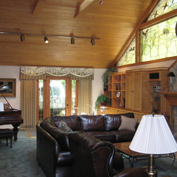 LAKE HOUSE