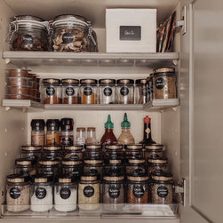 Professional Organizer - Storage And Organization