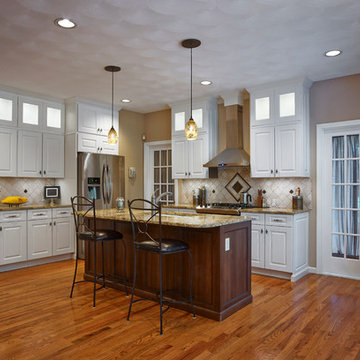 Two-Toned Kitchen
