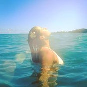 Lara Oliveira's photo