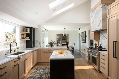 Elegant kitchen photo in Portland