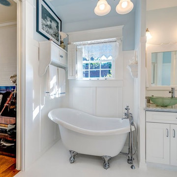 Coastal Cottage in Naples, Florida - Lake Park