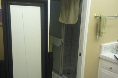 Little Residence Bathroom Remodel Before