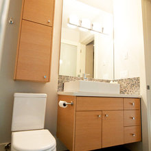Thames Powder room