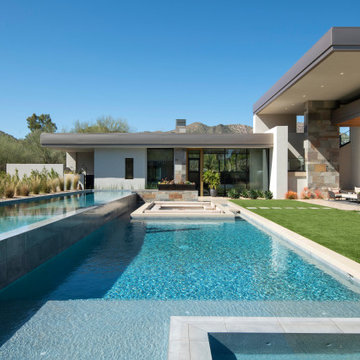 Contemporary - Desert Living
