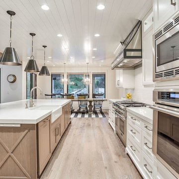 E Builders - The Snow Crest Estate - Kitchen