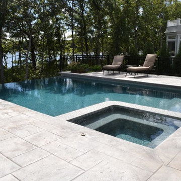 Vanishing Edge - New Seabury
