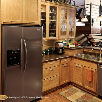 Door style: Pendleton | Species: Red Oak | Finish: Natural