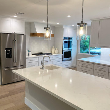 Counterspace Abounds in Seal Beach Kitchen