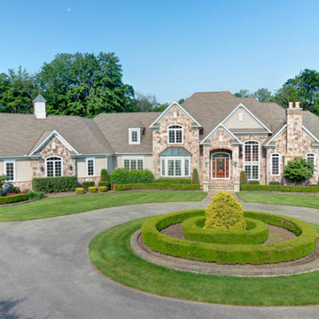 FOR SALE: 9826 Foxwood Trail, Kirtland, OH - Ultimate Sophisticated Serenity