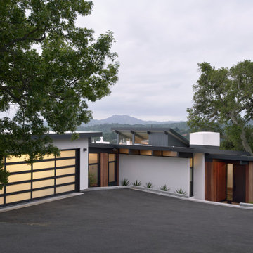 Linked MCM Remodel/Addition by Klopf Architecture