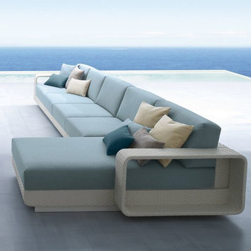 Roberti Hamptons Sectional Seating