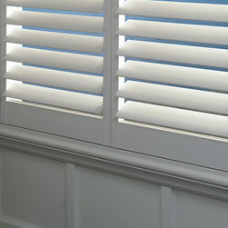 Hunter Douglas Palm Beach&trade; Polysatin Shutters - Window Blinds