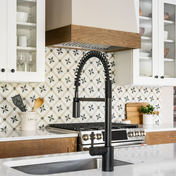 Kitchen by Karen Korn Interiors