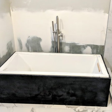 Guess - Bathroom