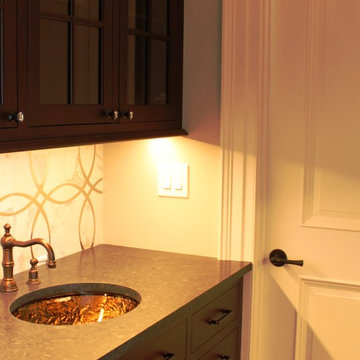 Traditional/Transitional kitchen