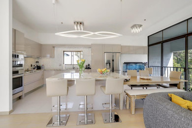 Inspiration for a contemporary kitchen remodel in Salt Lake City