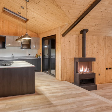 Holly Lodge