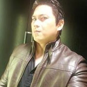 Allan Bernales's photo